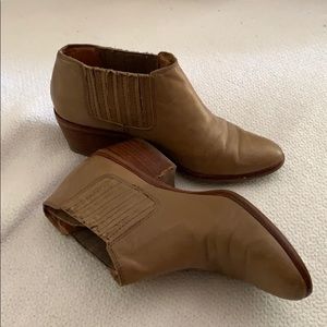 Madewell Leather Ankle Booties